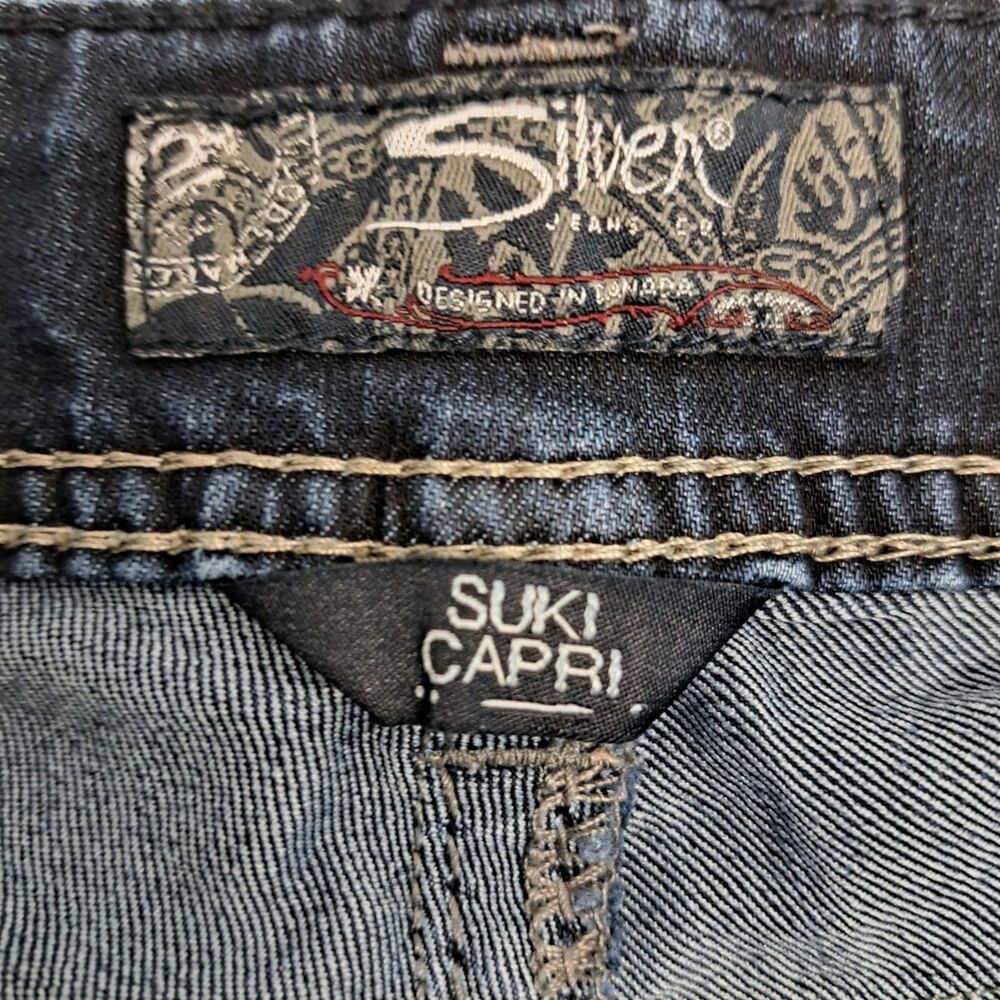 Silver Jeans Women's Size 32 Suki Capri Blue Dark Wash Denim - Picture 4 of 8
